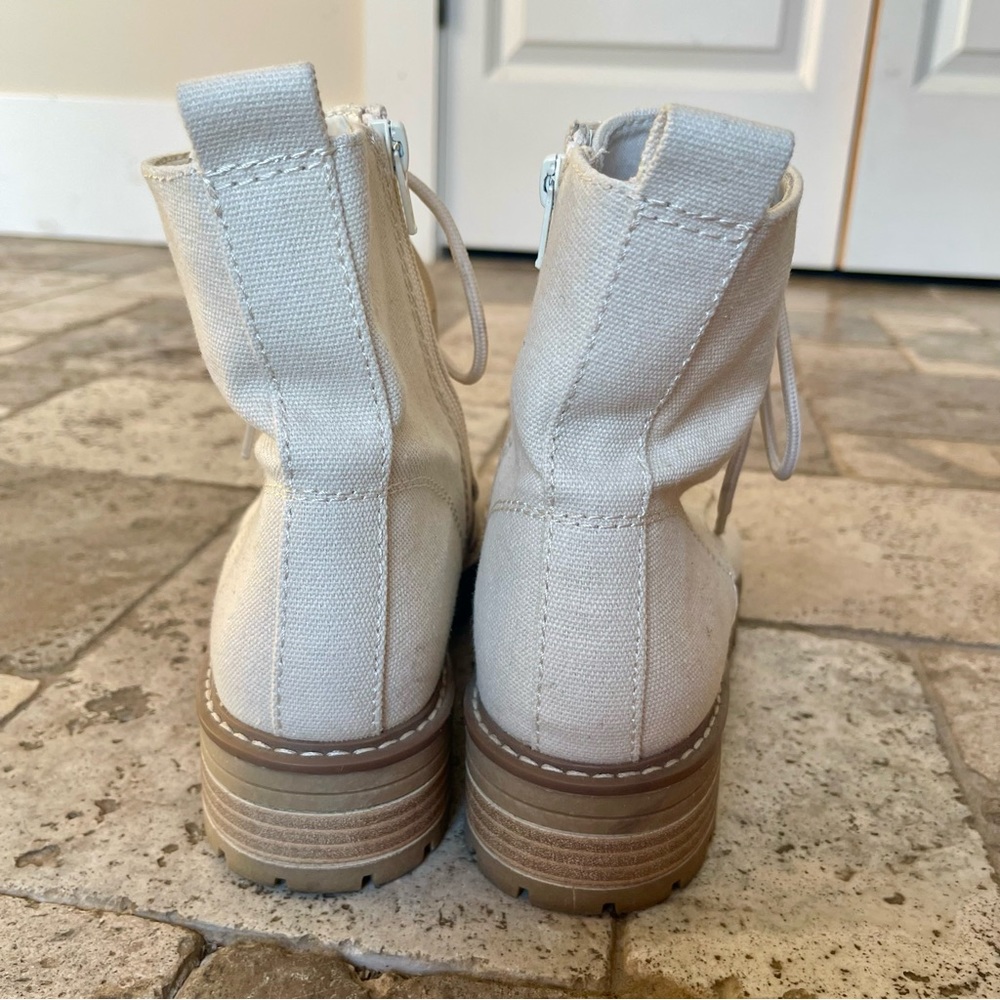 Universal Thread Women’s Lace-Up Side-Zip Combat Boots Beige Cream Size 8.5 - Picture 5 of 10